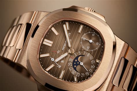 patek philippe 5712 rg|patek 5712 retail price.